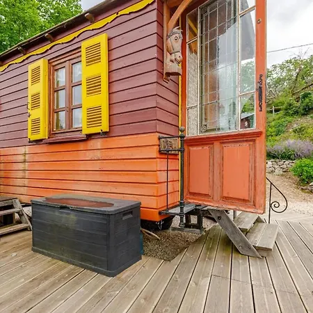 Maison Atypique Avec Vue Sur La Montagne A Ferienhaus *